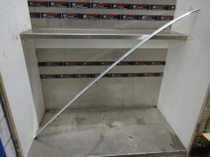 Used Roof rail, right Volvo V60 I (FW/GW) 2.0 D2 16V Price on request offered by Verhoef Cars & Parts