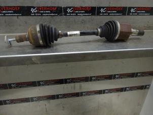 Used Front drive shaft, left Volvo V60 I (FW/GW) 2.0 D2 16V Price on request offered by Verhoef Cars & Parts