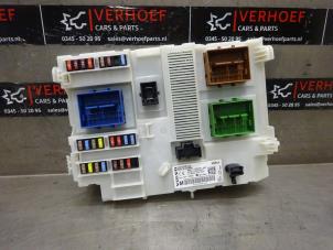 Used Fuse box Volvo V60 I (FW/GW) 2.0 D2 16V Price on request offered by Verhoef Cars & Parts