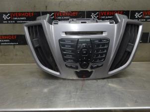 Used Multi-media control unit Ford Transit 2.0 TDCi 16V Eco Blue 130 Price on request offered by Verhoef Cars & Parts