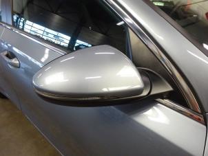 Used Wing mirror, right Kia Ceed Sportswagon (CDF) 1.0i T-GDi 12V Price € 300,00 Margin scheme offered by Verhoef Cars & Parts