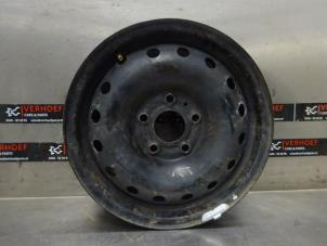 Used Wheel Nissan NV 200 (M20M) E-NV200 Price on request offered by Verhoef Cars & Parts