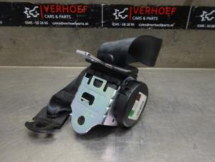 Used Rear seatbelt, right Alfa Romeo MiTo (955) 0.9 TwinAir Price on request offered by Verhoef Cars & Parts