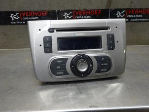 Usados Reproductor de CD y radio Alfa Romeo MiTo (955) 1.4 TB 16V Precio de solicitud ofrecido por Verhoef Cars & Parts