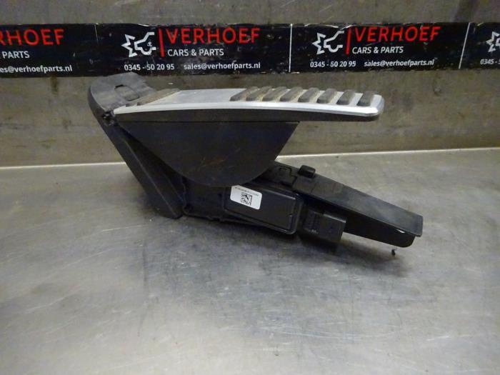 Throttle pedal position sensor Volvo V60 II 2.0 T4 16V 32269125 B4204T31