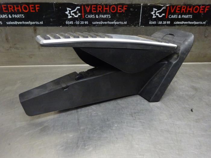 Throttle pedal position sensor Volvo V60 II 2.0 T4 16V 32269125 B4204T31