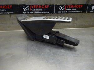 Used Throttle pedal position sensor Volvo V60 II (ZW) 2.0 T4 16V Price on request offered by Verhoef Cars & Parts