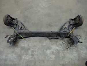 Used Rear-wheel drive axle Renault Clio IV (5R) 0.9 Energy TCE 90 12V Price on request offered by Verhoef Cars & Parts