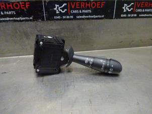 Used Wiper switch Renault Clio IV (5R) 0.9 Energy TCE 90 12V Price on request offered by Verhoef Cars & Parts