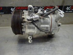 Used Air conditioning pump Renault Clio IV (5R) 0.9 Energy TCE 90 12V Price on request offered by Verhoef Cars & Parts