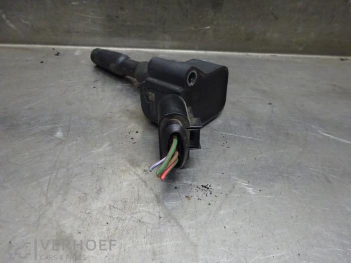 Usagé Bobine Skoda Rapid 1.0 TSI 12V Prix € 20,00 Règlement à la marge proposé par Verhoef Cars & Parts