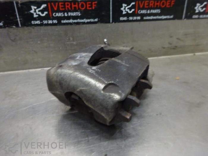 Gebrauchte Bremszange rechts vorne Skoda Rapid 1.0 TSI 12V Preis € 30,00 Margenregelung angeboten von Verhoef Cars & Parts