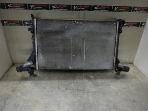 Used Radiator Nissan NV 400 (M9J) 2.3 dCi 170 16V Price on request offered by Verhoef Cars & Parts