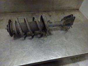 Used Front shock absorber rod, left Nissan NV 400 (M9J) 2.3 dCi 170 16V Price on request offered by Verhoef Cars & Parts