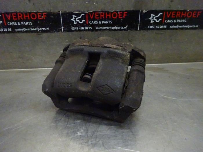 Front brake calliper, right from a Dacia Sandero I (BS) 1.2 16V 2012