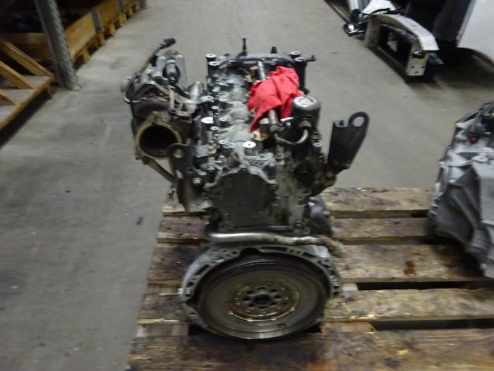 Motor de un Mercedes-Benz CLA Shooting Brake (118.6) 2.0 CLA-250 Turbo 16V 2019
