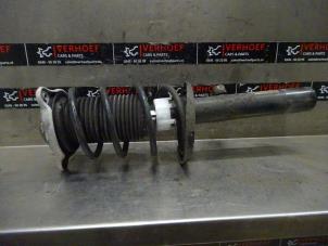 Used Front shock absorber rod, left Mercedes CLA Shooting Brake (118.6) 2.0 CLA-250 Turbo 16V Price € 302,50 Inclusive VAT offered by Verhoef Cars & Parts