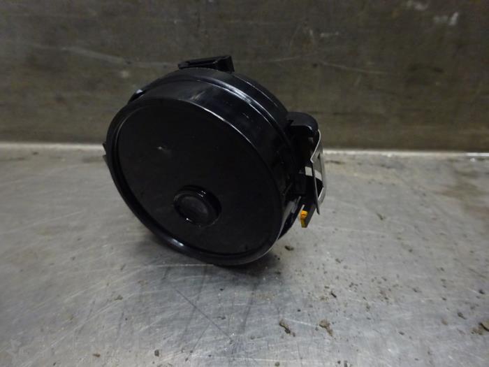 Begagnade Regnsensor Nissan Leaf (ZE1) 39/40kWh Pris € 20,00 Marginaltabell erbjuds av Verhoef Cars & Parts