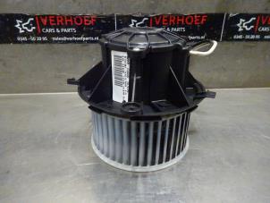 Usagé Moteur de ventilation chauffage Opel Astra J (PC6/PD6/PE6/PF6) 1.4 16V ecoFLEX Prix sur demande proposé par Verhoef Cars & Parts