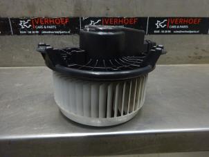 Used Heating and ventilation fan motor Honda CR-V (RE) Price on request offered by Verhoef Cars & Parts