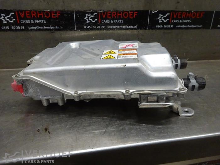 Używane DC/CD konwertor Tesla Model X 75D Cena € 242,00 Z VAT oferowane przez Verhoef Cars & Parts
