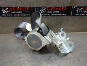 Used Rear seatbelt, right Toyota Prius (ZVW3) 1.8 16V Price € 60,00 Margin scheme offered by Verhoef Cars & Parts