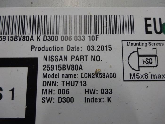 Wyswietlacz jednostki multimedialnej z Nissan Note (E12) 1.2 68 2015