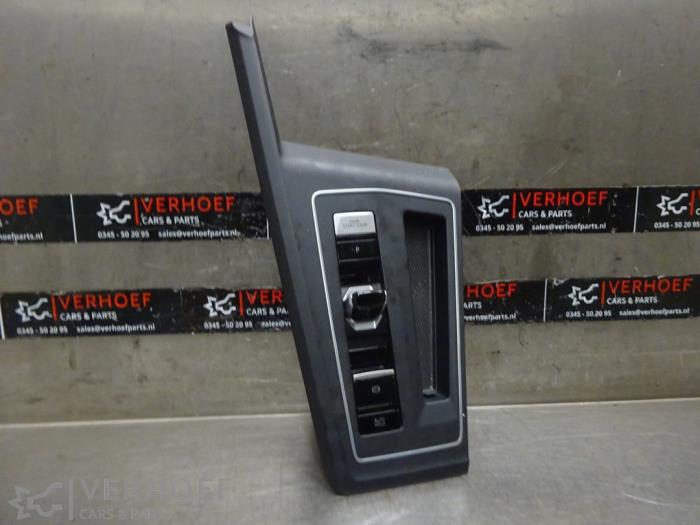 Usados Palanca selectora automática Volkswagen Golf VIII (CD1) 1.5 eTSI 16V Precio de solicitud ofrecido por Verhoef Cars & Parts
