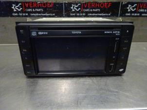 Usagé Display Multimédia unité de réglage Toyota Verso 1.8 16V VVT-i Prix sur demande proposé par Verhoef Cars & Parts