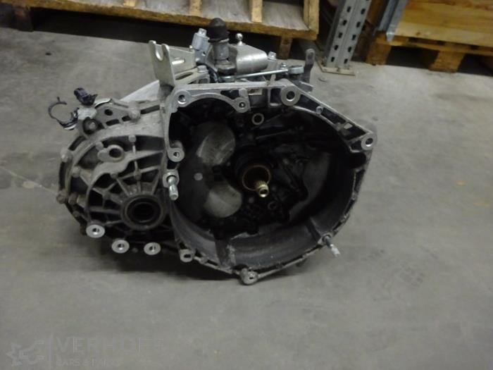 Gebrauchte Getriebe Fiat Doblo Cargo (263) 1.6 D Multijet Preis auf Anfrage angeboten von Verhoef Cars & Parts