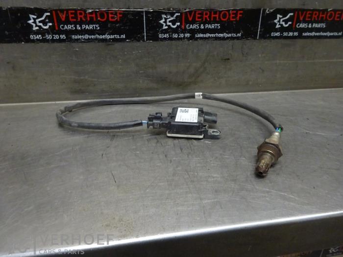 Used Lambda probe Fiat Doblo Cargo (263) 1.6 D Multijet Price on request offered by Verhoef Cars & Parts