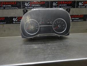 Used Instrument panel Fiat Doblo Cargo (263) 1.6 D Multijet Price on request offered by Verhoef Cars & Parts