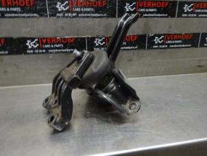 Used Engine mount Kia Rio IV (YB) 1.0i T-GDi 100 12V Price on request offered by Verhoef Cars & Parts