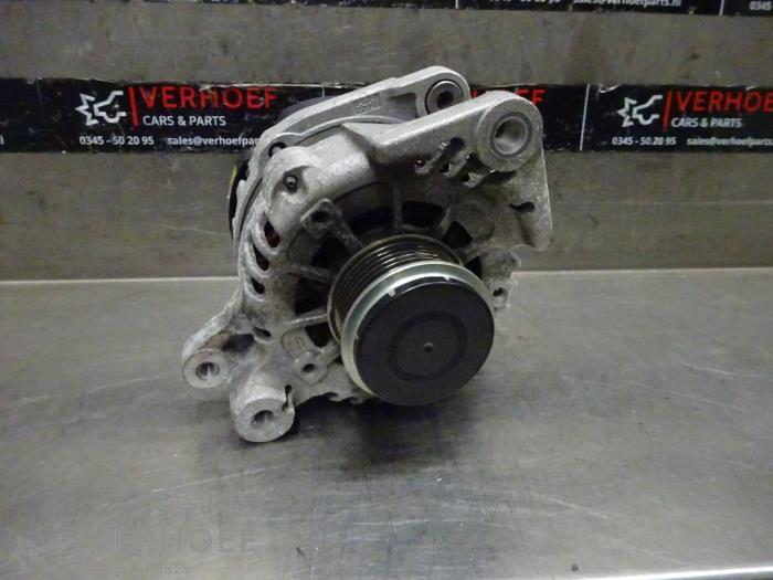 Usagé Dynamo Kia Rio IV (YB) 1.0i T-GDi 100 12V Prix € 50,00 Règlement à la marge proposé par Verhoef Cars & Parts