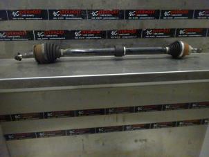 Used Front drive shaft, right Opel Astra K 1.4 Turbo 16V Price on request offered by Verhoef Cars & Parts