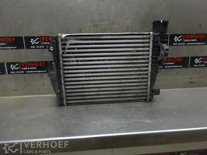 Usados Intercooler Citroen Jumpy 1.6 Blue HDi 95 Precio € 302,50 IVA incluido ofrecido por Verhoef Cars & Parts