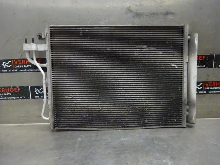 Radiador de aire acondicionado de un Kia Picanto (TA) 1.2 16V 2011
