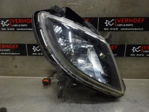 Used Fog light, front right Hyundai iX20 (JC) 1.6i 16V Price on request offered by Verhoef Cars & Parts
