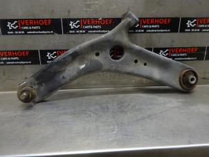 Used Front wishbone, left Hyundai iX20 (JC) 1.6i 16V Price on request offered by Verhoef Cars & Parts
