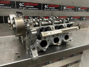 Used Cylinder head Hyundai i10 1.0 12V Price on request offered by Verhoef Cars & Parts