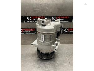 Used Air conditioning pump Renault Clio IV (5R) 0.9 Energy TCE 90 12V Price on request offered by Verhoef Cars & Parts