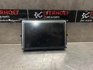Used Display Multi Media control unit Renault Clio IV (5R) 0.9 Energy TCE 90 12V Price on request offered by Verhoef Cars & Parts