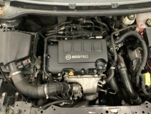 Usados Motor Opel Astra J (PC6/PD6/PE6/PF6) 1.4 Turbo 16V Precio de solicitud ofrecido por Verhoef Cars & Parts