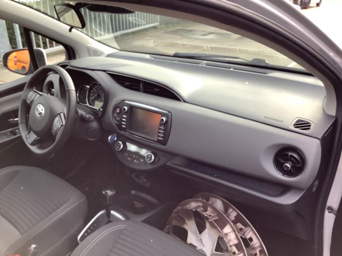 Juego y módulo de airbag de un Toyota Yaris III (P13) 1.5 16V Hybrid 2018