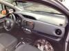 Juego y módulo de airbag de un Toyota Yaris III (P13), 2010 / 2020 1.5 16V Hybrid, Hatchback, Eléctrico Gasolina, 1.497cc, 74kW (101pk), FWD, 1NZFXE, 2015-04 / 2017-03, NHP13 2018