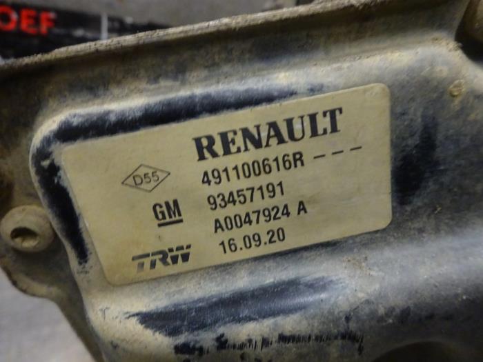 Bomba de dirección asistida de un Renault Trafic (1FL/2FL/3FL/4FL) 2.0 dCi 16V 120 2020