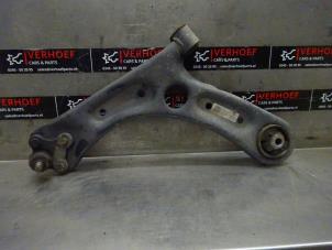 Used Front wishbone, left Hyundai i30 Wagon (PDEF5) 1.0 T-GDI 12V Price on request offered by Verhoef Cars & Parts