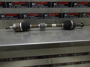 Used Front drive shaft, left Hyundai i30 Wagon (PDEF5) 1.0 T-GDI 12V Price on request offered by Verhoef Cars & Parts