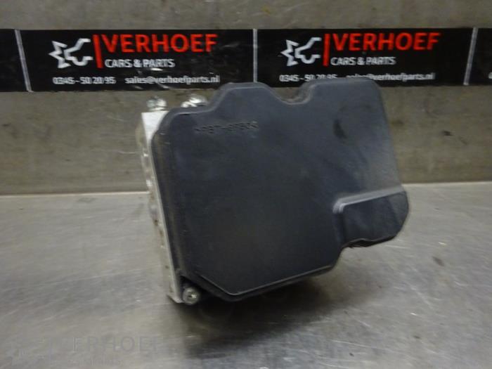 Usagé Pompe ABS Suzuki Ignis (MF) 1.2 Dual Jet 16V Prix € 175,00 Règlement à la marge proposé par Verhoef Cars & Parts