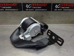 Używane Pas bezpieczenstwa lewy tyl Citroen C4 Grand Picasso (3A) 1.2 12V PureTech 130 Cena € 40,00 Procedura marży oferowane przez Verhoef Cars & Parts